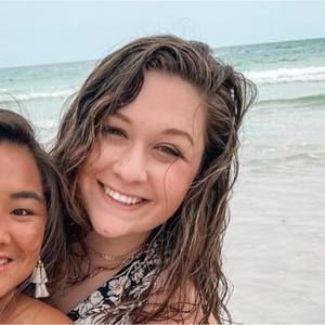 Meet your Posher, Savannah